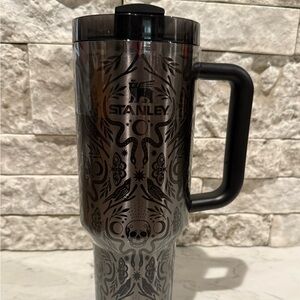 Stanley The Halloween Quencher 40oz